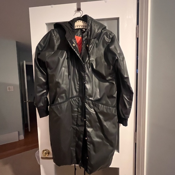 Smythe Jackets & Blazers - NEW PRICE SMYTHE Black Hooded Raincoat